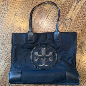 Tory Burch Woman’s Ella Tote bag in Black